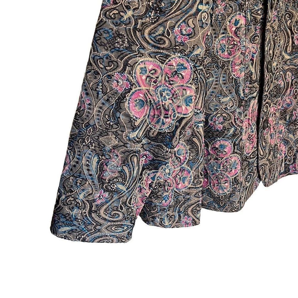 Analogy Woman Embroidered Lightweight Jacket - Picture 5 of 9
